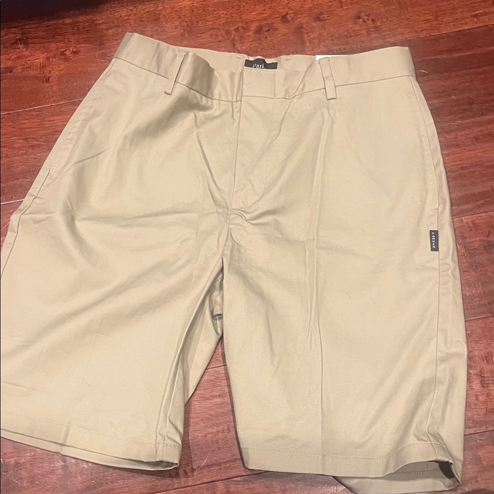 NWT-Classic Parker Brand Tan Flat Front Men's Shorts